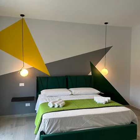 Lux & Garden Bed & Breakfast *