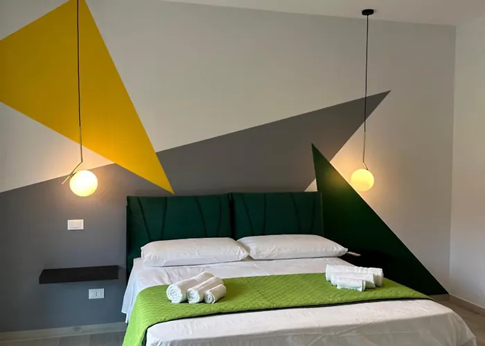 Lux & Garden Bed & Breakfast *